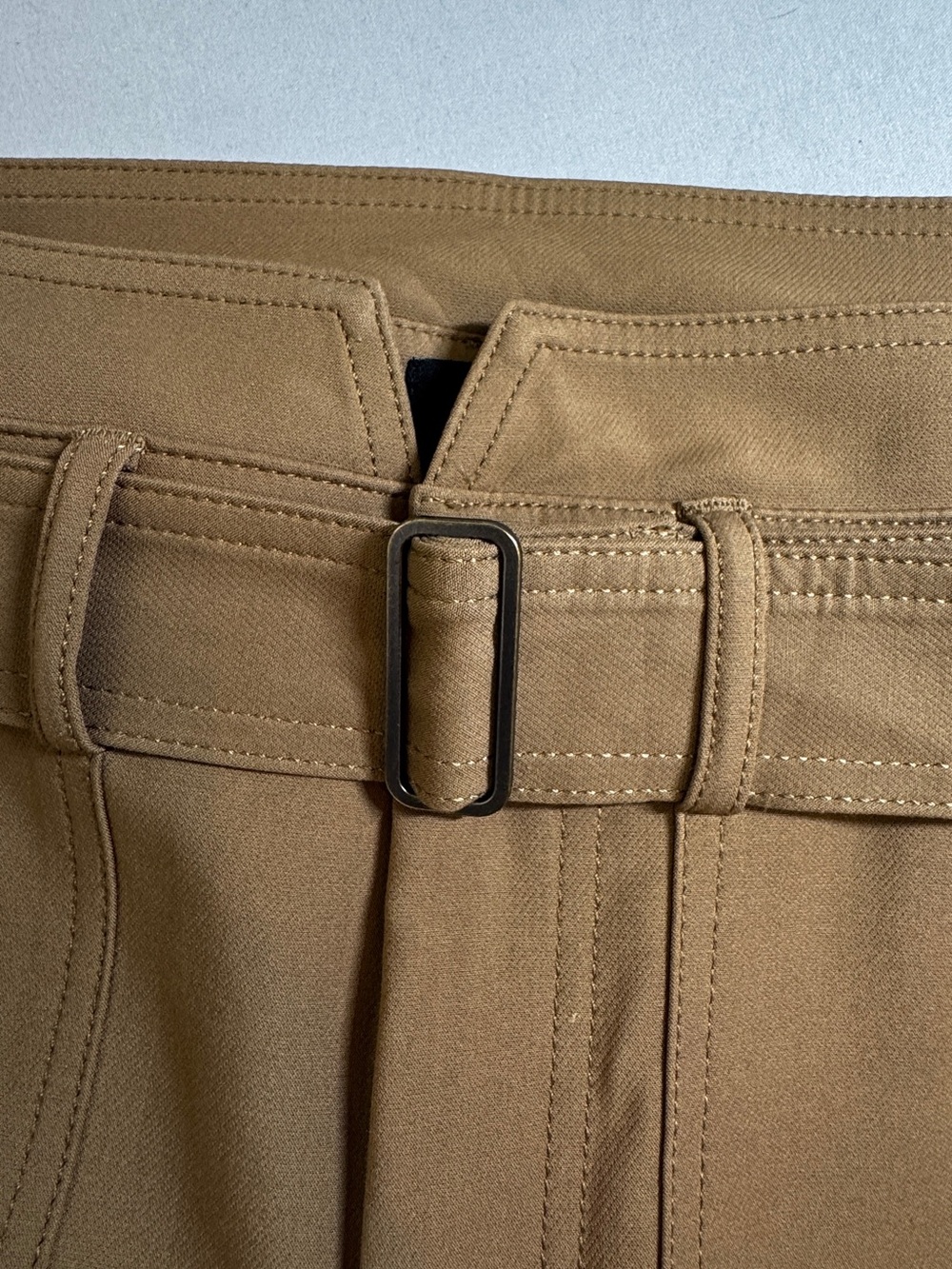 Banana Republic Refined Utility Pant in Camel Size 8 Long - Picture 9 of 10